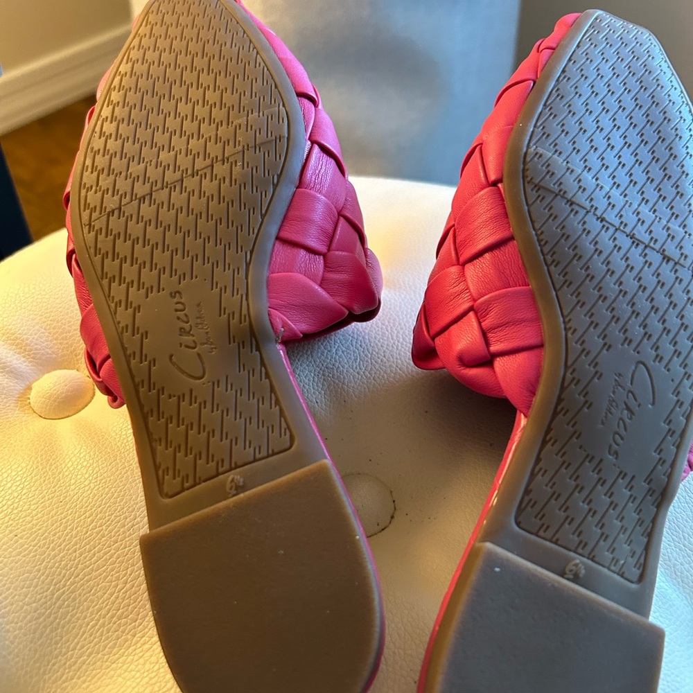 Sam Edelman Pink NWT - never worn cute flats! Size 6.5 shoes - Picture 5 of 5